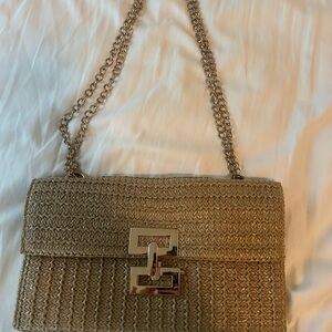SHEIN Tan Woven Straw Shoulder Bag with Gold Chain